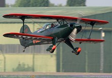 Enclosed rear cockpit with open front pit.